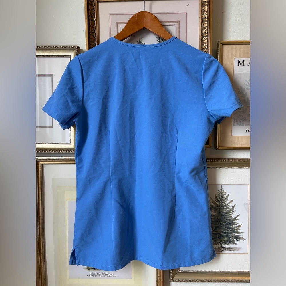 Figs Casma Three Pocket Scrub Top Ceil Blue XXS - Picture 2 of 4